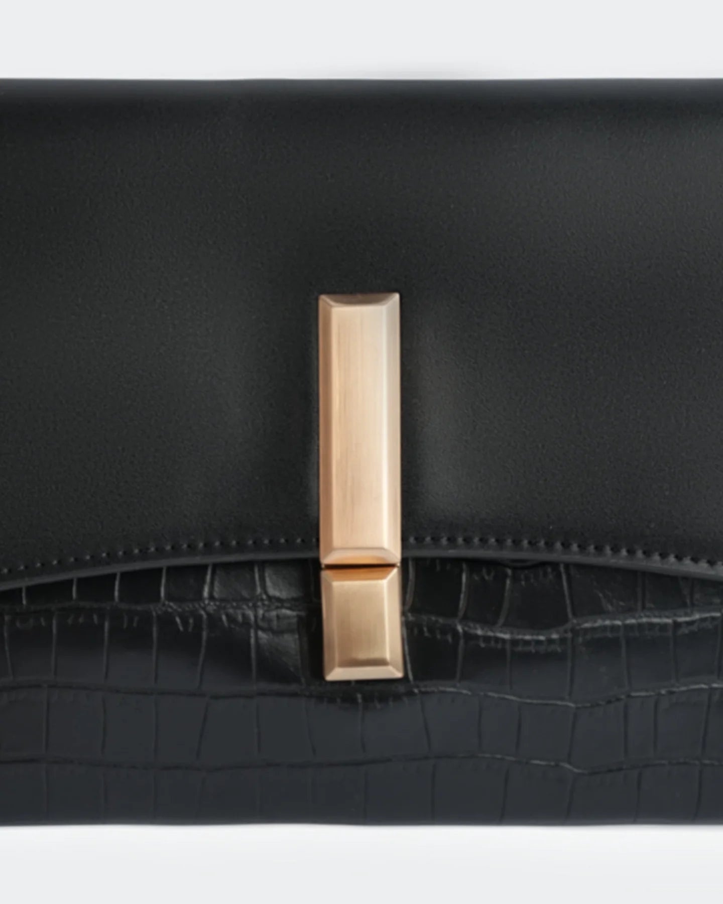 Classic Panel Wallet