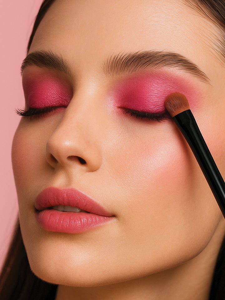 Tilt Head Smudge Brush